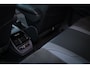 Volkswagen ID.4 Pro 77 kWh Pano/IQ.Light Matrix /360/HUD/DCC/Keyless/Stoelverw./Dodehoek/Wegkl. trekhaak/SOH 96,62%/19"
