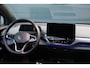 Volkswagen ID.4 Pro 77 kWh Pano/IQ.Light Matrix /360/HUD/DCC/Keyless/Stoelverw./Dodehoek/Wegkl. trekhaak/SOH 96,62%/19"