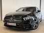 Mercedes-Benz A-klasse 180 AMG Pakket|Leder|Sfeer|Carplay|Camera|LED|Dealer Onderhouden