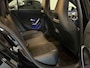 Mercedes-Benz A-klasse 180 AMG Pakket|Leder|Sfeer|Carplay|Camera|LED|Dealer Onderhouden