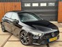 Mercedes-Benz A-klasse 180 Pano | Sfeerverlichting | Leder | 18'' met zgan all season