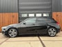 Mercedes-Benz A-klasse 180 Pano | Sfeerverlichting | Leder | 18'' met zgan all season