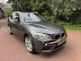 BMW X1 SDrive20i High Executive / Navi / Pano / Xenon / Leder / NAP /