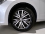 Volkswagen Golf Sportsvan 1.2 TSI 140PK Highline Allstar Stoelverwarming Apple-Carplay Parkeersensoren Navigatie Bluetooth Cruise