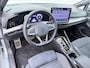 Volkswagen Golf 1.5 eHybrid 50 Edition | Camera | Side Assist | ACC | Stuur-/Stoelverwarming | Elek. Stoel | Carplay | 18'' |