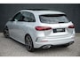 Mercedes-Benz B-klasse 180 AMG LINE PANORAMADAK TREKHAAK HEAD UP 360 CAMERA STOELVERWARMING