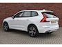 Volvo XC60 B5 252PK R-Design | Trekhaak | Panorama dak | 360 Camera |