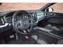 Volvo XC60 B5 252PK R-Design | Trekhaak | Panorama dak | 360 Camera |