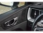 Volvo XC60 B5 252PK R-Design | Trekhaak | Panorama dak | 360 Camera |