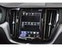 Volvo XC60 B5 252PK R-Design | Trekhaak | Panorama dak | 360 Camera |