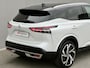 Nissan Qashqai 1.3 MHEV Xtronic Tekna Plus / Fabrieksgarantie tot 10-2028 / All season banden / Panoramadak / Trekgewicht 1800 kg / Head Up Display / Elektrische achterklep / Voorstoel met massage functie / Bose Audio Systeem / Stuur Stoel & Voorruit verwarming /