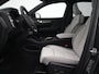 Volvo EX40 Single Motor Extended Range Ultra 82 kWh | Alarmsysteem | Draadloze telefoonlader | Electronic climate controle