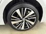 Toyota Corolla Touring Sports Hybrid 140 Dynamic | Apple Carplay / Android Auto | Stoelverwarming | Parkeersensoren voor/achter | Adaptive Cruise | Keyless | Clima | Camera | Full LED | 17 inch