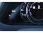 Lexus UX 250h F Sport First Edition | Triple LED Koplampen | Achteruitrijcamera | Parkeersensoren | Keyless Entry | Elektrische Achterklep | Elektrisch Verstelbare Voorstoelen | Stoelverwarming | Cruise Control Adaptief | Dodehoekdetectie | Navigatie