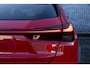 Lexus UX 250h F Sport First Edition | Triple LED Koplampen | Achteruitrijcamera | Parkeersensoren | Keyless Entry | Elektrische Achterklep | Elektrisch Verstelbare Voorstoelen | Stoelverwarming | Cruise Control Adaptief | Dodehoekdetectie | Navigatie