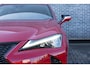Lexus UX 250h F Sport First Edition | Triple LED Koplampen | Achteruitrijcamera | Parkeersensoren | Keyless Entry | Elektrische Achterklep | Elektrisch Verstelbare Voorstoelen | Stoelverwarming | Cruise Control Adaptief | Dodehoekdetectie | Navigatie