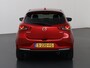 Mazda 2 1.5 Skyactiv-G Luxury | Navigatie | Achteruitrijcamera | Climate Control | Winterpakket | HUD |