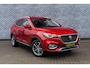 MG EHS 1.5 T-GDI Luxury PHEV | Panoramadak | 360 Graden Camera | Parkeersensoren | Lederen Bekleding | Keyless Entry | Elektrische Achterklep | LED Koplampen | Cruise Control Adaptief | Dodehoekdetectie | Navigatie | Apple Carplay | Android Auto | Plug-in Hybrid (PHEV)