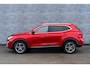 MG EHS 1.5 T-GDI Luxury PHEV | Panoramadak | 360 Graden Camera | Parkeersensoren | Lederen Bekleding | Keyless Entry | Elektrische Achterklep | LED Koplampen | Cruise Control Adaptief | Dodehoekdetectie | Navigatie | Apple Carplay | Android Auto | Plug-in Hybrid (PHEV)