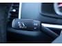 Skoda Karoq 1.5 TSI DSG Style Business | Trekhaak | Panoramadak | Achteruitrijcamera | Parkeersensoren | Keyless Entry | Elektrische Achterklep | Canton Audio | LED Koplampen | Stoelverwarming | Navigatie | Apple Carplay | Android Auto