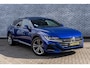Volkswagen Arteon Shooting Brake 1.4 TSI eHybrid R-Line Business+ | Panoramadak | Trekhaak | Parkeersensoren | Keyless Entry | Elektrische Achterklep | Stoelverwarming voor en achter | iQ Light | Navigatie | Apple Carplay | Android Auto | Plug-in Hybrid (PHEV)