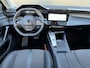 Peugeot 408 145pk Hybrid Allure | Camera | 19"LMV | LEER/Stof | AppleCarPlay/Android | Navigatie | AUTOMAAT
