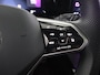 Volkswagen Golf 1.5 eTSI R-Line | Panoramadak | Stoel/Stuurverwarming | IQ Light | Achteruitrijcamera |