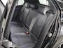 Volkswagen Golf 1.5 eTSI R-Line | Panoramadak | Stoel/Stuurverwarming | IQ Light | Achteruitrijcamera |