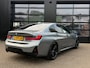 BMW 3-Serie 320i M-Sport Shadowline Harman Kardon LCI
