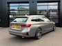 BMW 3-Serie Touring 330i Individual Edition Oxidgrau Pano