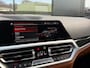 BMW 3-Serie Touring 330i Individual Edition Oxidgrau Pano