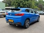 BMW X2 SDrive20i M-Sport Shadowline Headup Misano Blauw