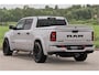 Dodge Ram HUD | 420PK | LUCHTVERING | PANO | PASSAGIERSSCHERM | BOM EN BOM VOL | Comfortabele Dubbele Cabine met Royale 5 Zitplaatsen | DODGE RAM PREMIUM LARAMIE EDITION | Voorraad Nr 2230 - 8765 | De specialist in Amerikaanse pick‑ups in Nederland en Europa.