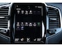 Volvo XC90 T8 Recharge AWD R-Design - Luchtvering - Panorama/schuifdak - IntelliSafe Assist & Surround - 360º Camera - Harman/Kardon audio - Adaptieve LED koplampen - Verwarmde voorstoelen, stuur & achterbank - Parkeersensoren voor & achter - Elektr. bedienb. voorstoelen met geheugen - Head up display - Extra getint glas - Elektr. inklapbare trekhaak - 20' LMV