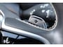 Volvo XC90 T8 Recharge AWD R-Design - Luchtvering - Panorama/schuifdak - IntelliSafe Assist & Surround - 360º Camera - Harman/Kardon audio - Adaptieve LED koplampen - Verwarmde voorstoelen, stuur & achterbank - Parkeersensoren voor & achter - Elektr. bedienb. voorstoelen met geheugen - Head up display - Extra getint glas - Elektr. inklapbare trekhaak - 20' LMV