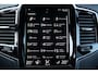 Volvo XC90 T8 Recharge AWD R-Design - Luchtvering - Panorama/schuifdak - IntelliSafe Assist & Surround - 360º Camera - Harman/Kardon audio - Adaptieve LED koplampen - Verwarmde voorstoelen, stuur & achterbank - Parkeersensoren voor & achter - Elektr. bedienb. voorstoelen met geheugen - Head up display - Extra getint glas - Elektr. inklapbare trekhaak - 20' LMV