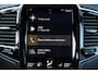 Volvo XC90 T8 Recharge AWD R-Design - Luchtvering - Panorama/schuifdak - IntelliSafe Assist & Surround - 360º Camera - Harman/Kardon audio - Adaptieve LED koplampen - Verwarmde voorstoelen, stuur & achterbank - Parkeersensoren voor & achter - Elektr. bedienb. voorstoelen met geheugen - Head up display - Extra getint glas - Elektr. inklapbare trekhaak - 20' LMV