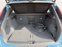 Volvo XC40 Extended Range Plus 82 kWh / Fjord Blue / Trekhaak / Achteruitrijcamera / Stoel- en stuurverwarming /