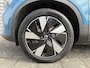 Volvo XC40 Extended Range Plus 82 kWh / Fjord Blue / Trekhaak / Achteruitrijcamera / Stoel- en stuurverwarming /