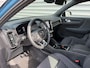 Volvo XC40 Extended Range Plus 82 kWh / Fjord Blue / Trekhaak / Achteruitrijcamera / Stoel- en stuurverwarming /