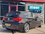 BMW 1-Serie 118i High Executive M-SPORT AUT. NAVI.PROF l LEDER l ST-VERW l 18 INCH l ORG.NL l PDC l DAB l HiFi.PROF DEALER OH