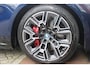 BMW 5-Serie 550e 490PK xDRIVE | BMW INTERGRAL ACTIVE STEERING (4 WIELBESTURING) | M SPORT PRO | PANORAMA DAK | BOWERS & WILKINS PREMIUM AUDIOSYSTEM | STUUR VERWARMING | 20" LICHTMETALEN VELGEN | ICONIC GLOW GRILL | ZONNESCHERM ACHTERRUIT ELEKTRISCH | INTERIEURLIJSTEN M DONKERZILVER/CARBON FIBER | DRIVING ASSISTANT PLUS | SHADOW LINE | INNOVATIE PAKKET | TRAVEL PAKKET | COMFORT PAKKET (AUTOMATISCHE AIRCONDITIONING 4 ZONES MET AUTOMATISCHE LUCHTCIRCULATIEFUNCTIE, STOELVERWARMING VOOR + ACHTER, STOELEN ELEKTRISCH VERSTELBAAR MET MEMORY, ACTIEVE STOELVENTILATIE VOOR) | BMW INDIVIDUAL LEER MERINO SILVERSTONE/ATLAS GRIJS | COMFORT ACCES | DRAADLOZE TELEFOONLADER | DRAADLOZE APPLE CARPLAY/ANDROID AUTO | NAVIGATIE PROFFESIONAL | SFEER VERLICHTING | 360° CAMERA | ELEKTRISCH BEDIENBARE ACHTERKLEP | HEAD UP DISPLAY | ELEKTRISCH BEDIENBAAR STUURKOLOM | BMW INDIVIDUAL TANSANIT BLAU |