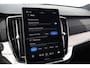 Volvo XC90 2.0 T8 Plug-in hybrid AWD Ultra Bright Exec. Ed. €14.845,- Demo Voordeel!! | 22" | Luchtvering | Massage | Trekhaak |