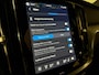 Volvo V60 T8 AWD Recharge Plus Dark | Harman Kardon | Trekhaak | 455pk | 360° Camera | Head-Up Display | Schuifdak | Adaptieve Cruise Control | Stoelverwarming voor+achter | Stuurwielverwarming | Pilot Assist | BLIS Dode Hoek Detectie | Elektrische voorstoelen geheugen | Nappa Lederen bekleding | Zitting verlenging voorstoelen | 18 Inch | Google Infotainment | Keyless Drive | Parkeersensoren voor+achter | Privacy Glass | Elektrisch bedienbare achterklep | DAB Radio | Apple Carplay/Android Auto | Volvo On Call met mobiele App functie | Crystal White Metallic |