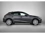 Mazda 3 2.0 SkyActiv-G 120 GT-M | BOSE | Trekhaak | Head-up Display | Navigatie | Stuur-/Stoelverwarming |