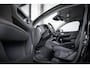 Volvo XC40 T2 Momentum Core | Semi-Electrische Wegklapbare Trekhaak | Navigatie | Parkeercamera | Verwarmbare voorstoelen | Verwarmbaar stuurwiel | Park assist voor en achter | Apple CarPlay & Android Auto | Volvo on Call | Dealeronderhouden |
