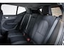 Volvo XC40 T2 Momentum Core | Semi-Electrische Wegklapbare Trekhaak | Navigatie | Parkeercamera | Verwarmbare voorstoelen | Verwarmbaar stuurwiel | Park assist voor en achter | Apple CarPlay & Android Auto | Volvo on Call | Dealeronderhouden |