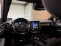 Volvo XC40 T5 Recharge R-Design | Schuifdak | Trekhaak | Parkeercamera | Adaptieve Cruise Control | Stoel en Stuurwielverwarming | Privacy Glass | 19 Inch | Microtech / alcantara bekleding met wit stiksel en bies | Zitting verlenging voorstoelen | Pilot Assist | BLIS Dode Hoek Detectie | Keyless Drive | Parkeersensoren voor+achter | Privacy Glass | Elektrisch bedienbare achterklep | DAB Radio | Apple Carplay/Android Auto | Volvo On Call met mobiele App functie | Onyx Black Metallic |