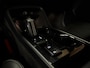 Volvo XC40 T5 Recharge R-Design | Schuifdak | Trekhaak | Parkeercamera | Adaptieve Cruise Control | Stoel en Stuurwielverwarming | Privacy Glass | 19 Inch | Microtech / alcantara bekleding met wit stiksel en bies | Zitting verlenging voorstoelen | Pilot Assist | BLIS Dode Hoek Detectie | Keyless Drive | Parkeersensoren voor+achter | Privacy Glass | Elektrisch bedienbare achterklep | DAB Radio | Apple Carplay/Android Auto | Volvo On Call met mobiele App functie | Onyx Black Metallic |