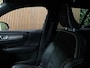 Volvo XC40 T5 Recharge R-Design | Schuifdak | Trekhaak | Parkeercamera | Adaptieve Cruise Control | Stoel en Stuurwielverwarming | Privacy Glass | 19 Inch | Microtech / alcantara bekleding met wit stiksel en bies | Zitting verlenging voorstoelen | Pilot Assist | BLIS Dode Hoek Detectie | Keyless Drive | Parkeersensoren voor+achter | Privacy Glass | Elektrisch bedienbare achterklep | DAB Radio | Apple Carplay/Android Auto | Volvo On Call met mobiele App functie | Onyx Black Metallic |